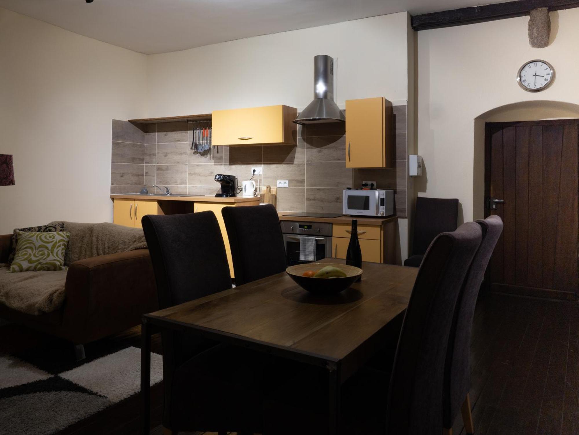 Pont Vieux Chambres Et Gites Конфоланс Екстериор снимка